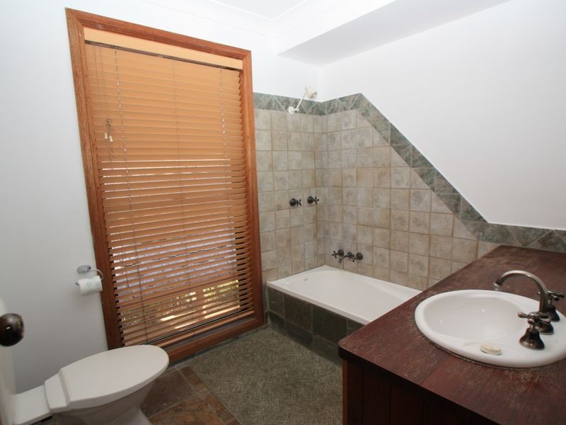 14 Banool Circuit, Ocean Shores NSW 2483