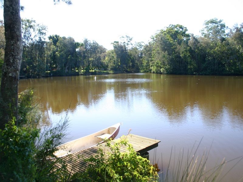 122 Balemo Drive, Ocean Shores NSW 2483