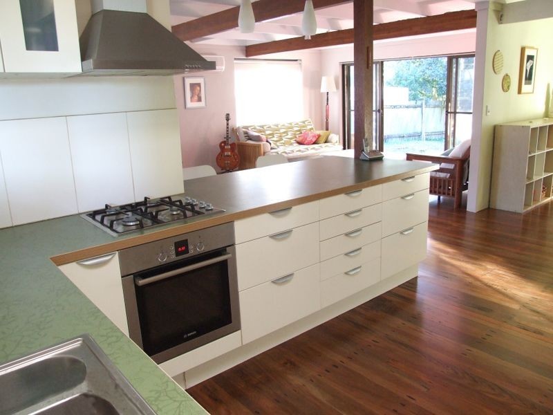 122 Balemo Drive, Ocean Shores NSW 2483