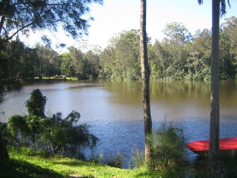 122 Balemo Drive, Ocean Shores NSW 2483