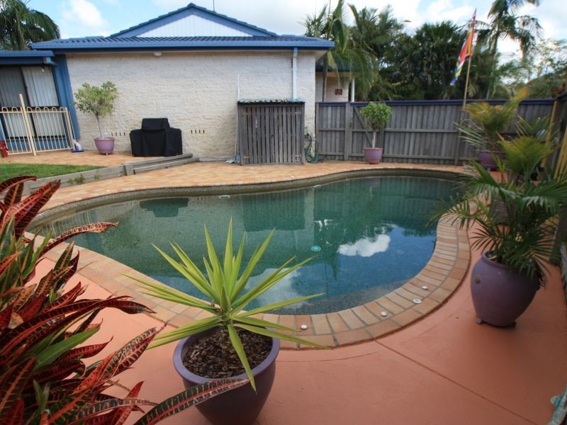 7 Narrogal Court, Ocean Shores NSW 2483