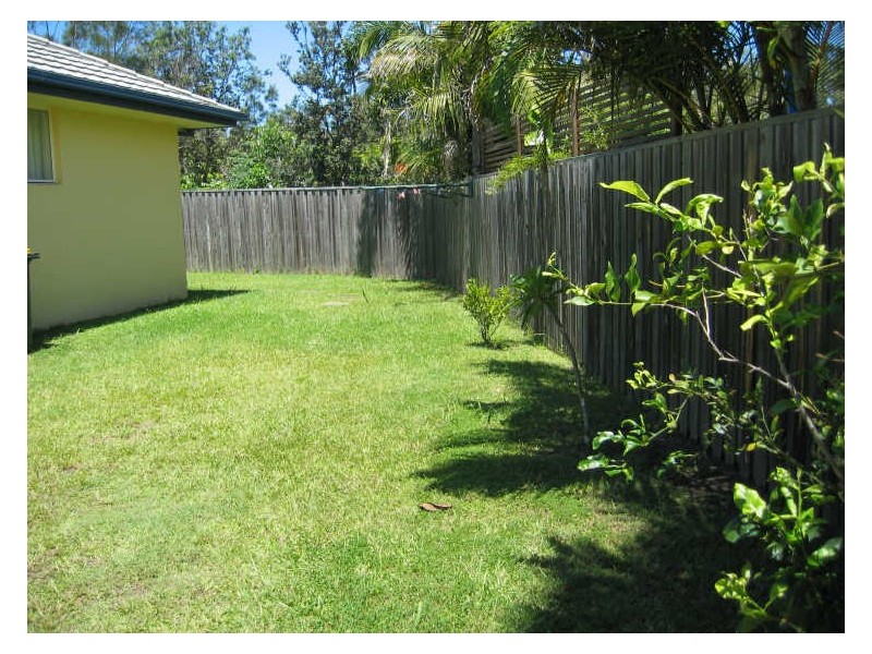 9 RANGAL ROAD, Ocean Shores NSW 2483
