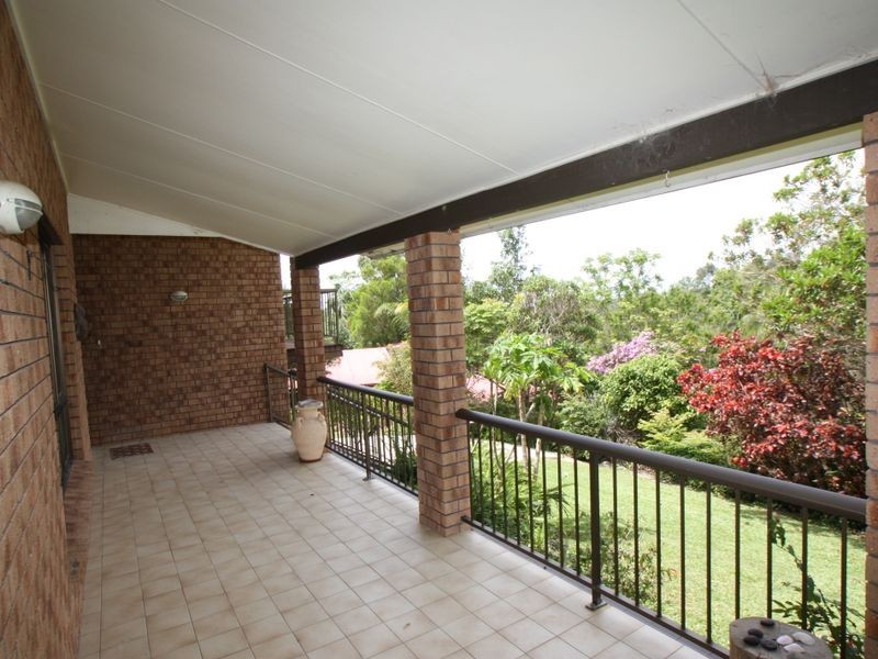 14 Walgooan Way, Ocean Shores NSW 2483