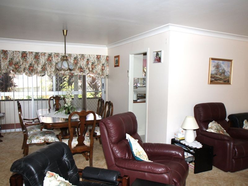 5 Narrogal Court, Ocean Shores NSW 2483