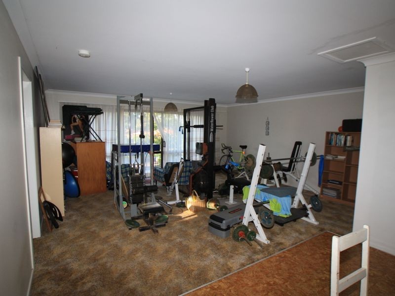 22 Natan Court, Ocean Shores NSW 2483