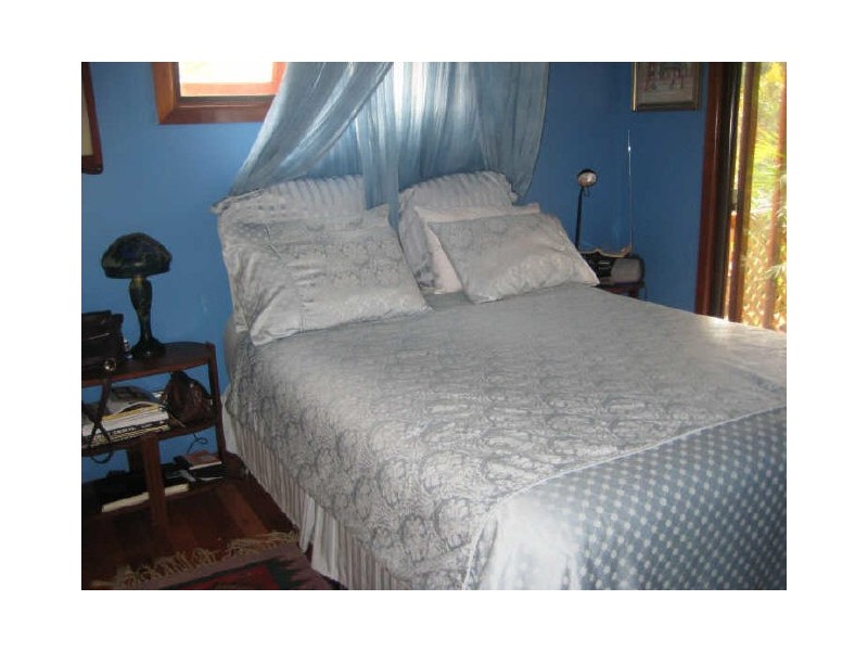 16 ROBIN STREET, South Golden Beach NSW 2483