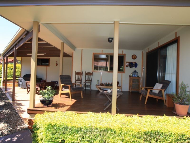 37 Natan Court, Ocean Shores NSW 2483