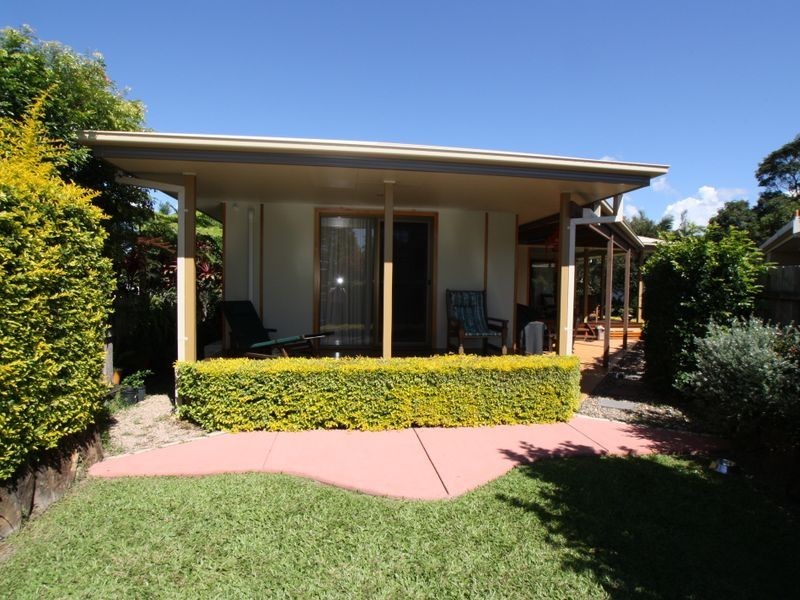 37 Natan Court, Ocean Shores NSW 2483