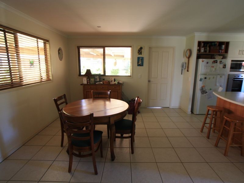 37 Natan Court, Ocean Shores NSW 2483