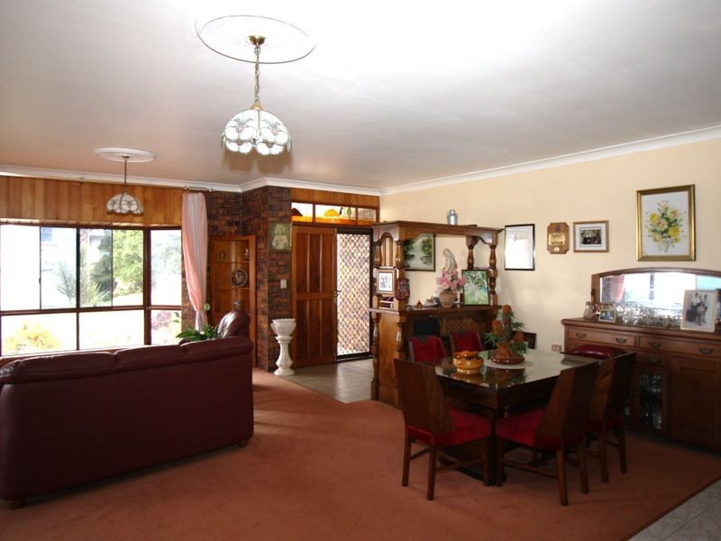 9 Wirruna Avenue, Ocean Shores NSW 2483