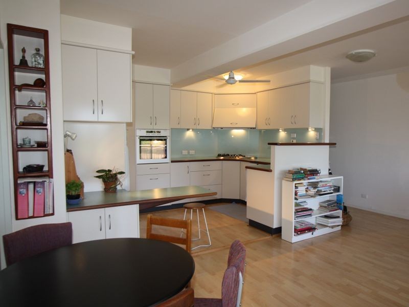 2/5 Jarrah Cresent, Ocean Shores NSW 2483