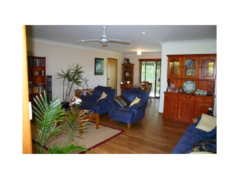 14 NANDROYA AVE, Ocean Shores NSW 2483