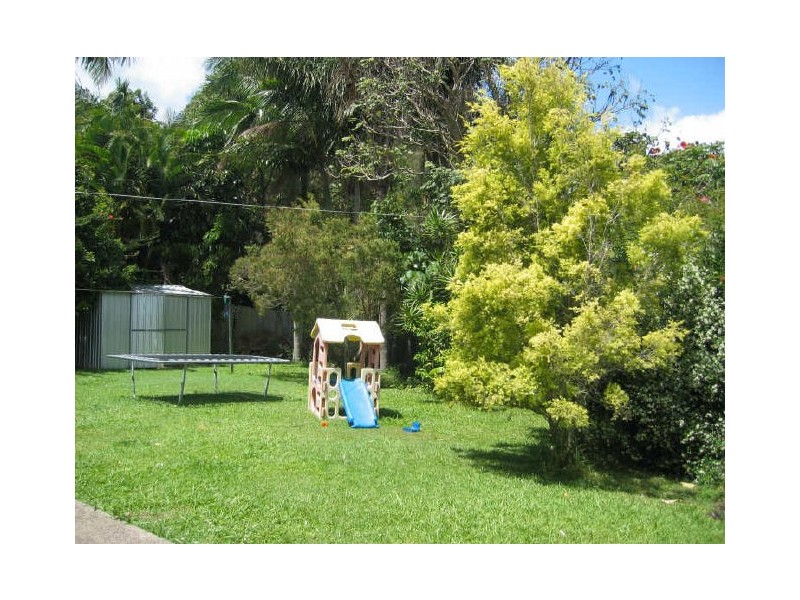 4 YUNGARUP PLACE, Ocean Shores NSW 2483