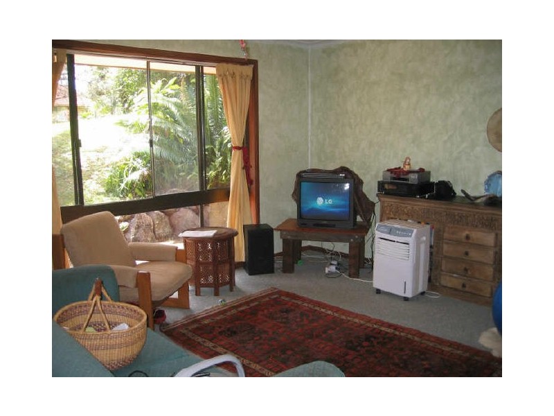 4 YUNGARUP PLACE, Ocean Shores NSW 2483