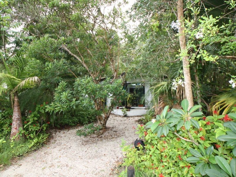 8 Berrimbillah Court, Ocean Shores NSW 2483