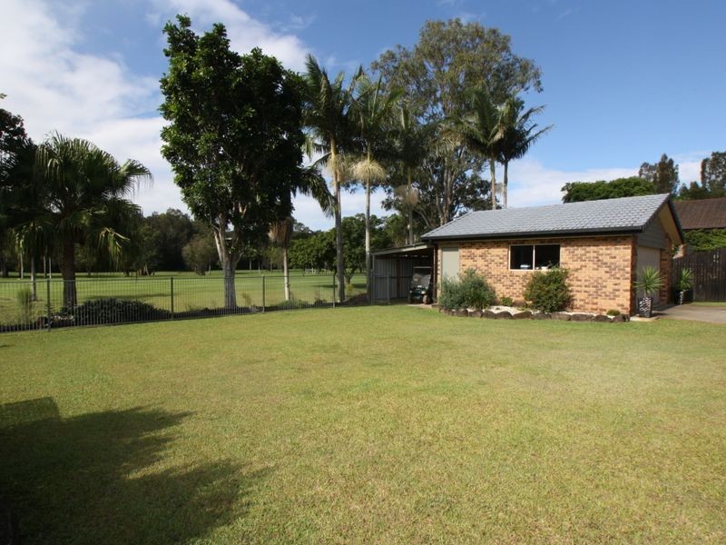 100 Balemo Drive, Ocean Shores NSW 2483