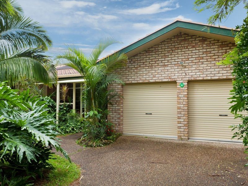 4 Larelar Court, Ocean Shores NSW 2483