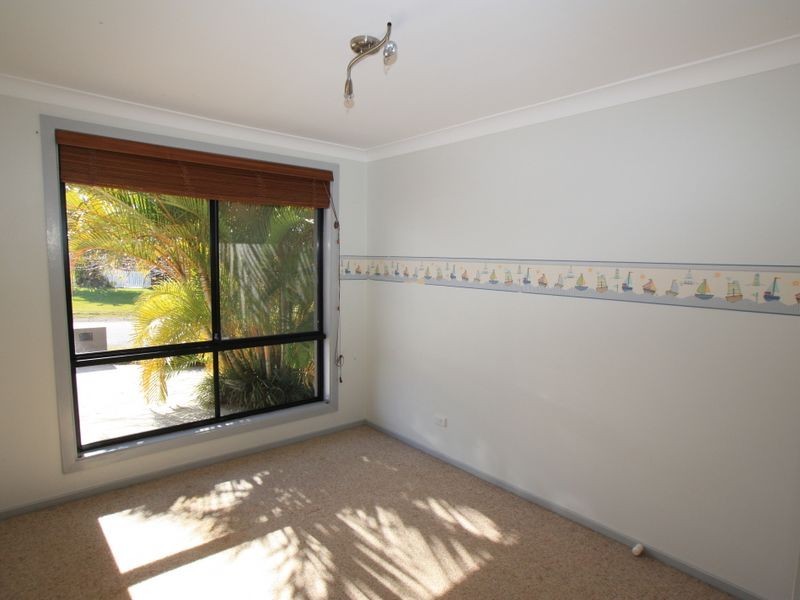 41 Yallakool Drive, Ocean Shores NSW 2483