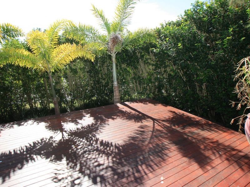 41 Yallakool Drive, Ocean Shores NSW 2483