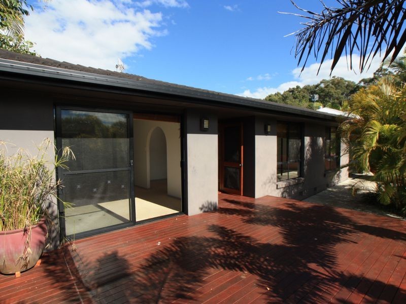 41 Yallakool Drive, Ocean Shores NSW 2483