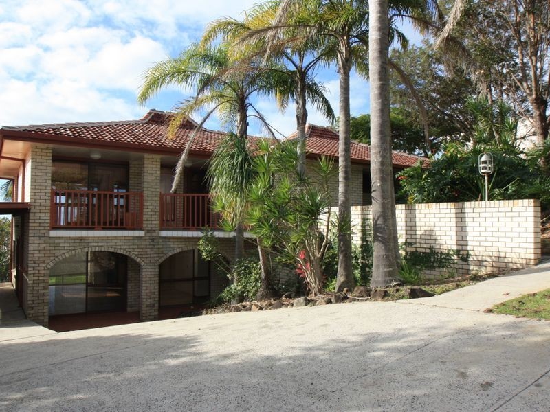 28 Tongarra Court, Ocean Shores NSW 2483