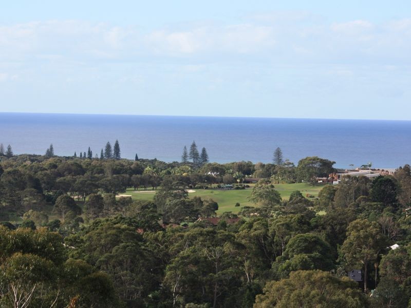 28 Tongarra Court, Ocean Shores NSW 2483