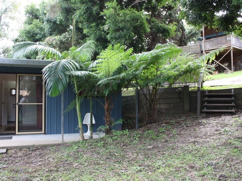 6 Paldi Court, Ocean Shores NSW 2483