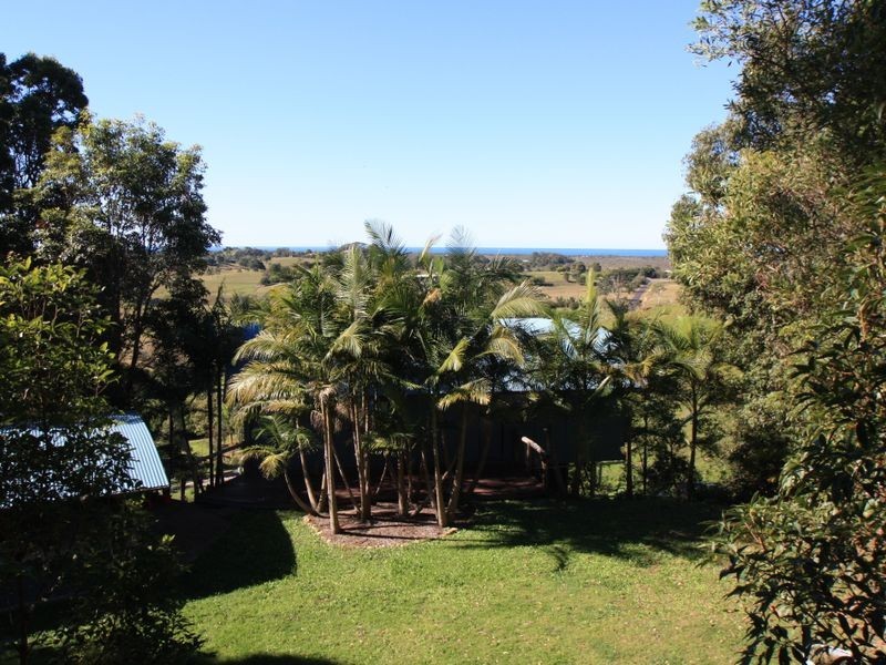 73 Kudgeree Avenue, Pottsville NSW 2489