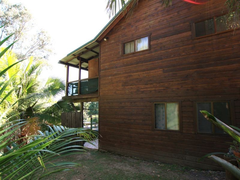 30 Matong Drive, Ocean Shores NSW 2483