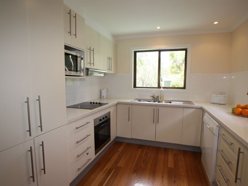 8 Elizabeth Avenue, South Golden Beach NSW 2483