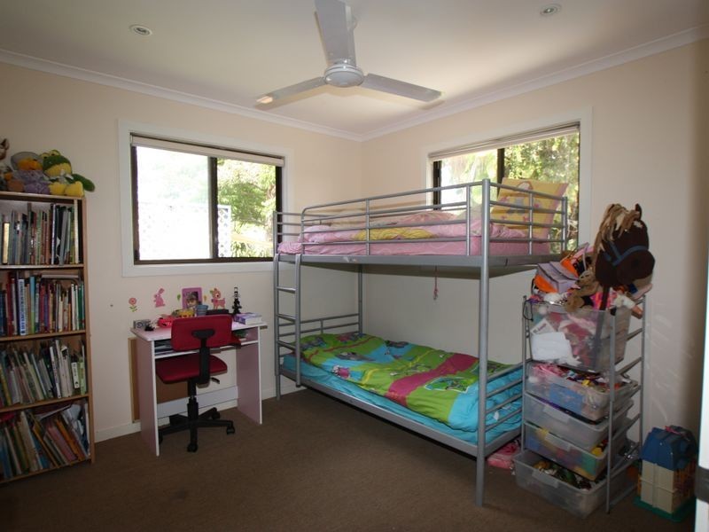 8 Elizabeth Avenue, South Golden Beach NSW 2483