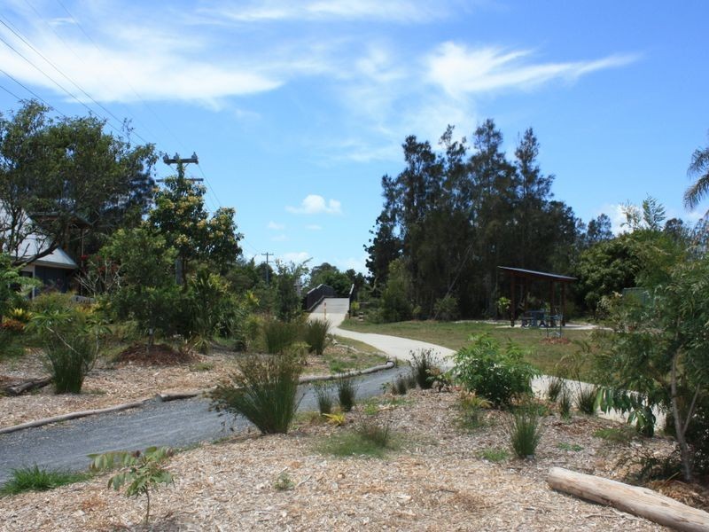 8 Elizabeth Avenue, South Golden Beach NSW 2483