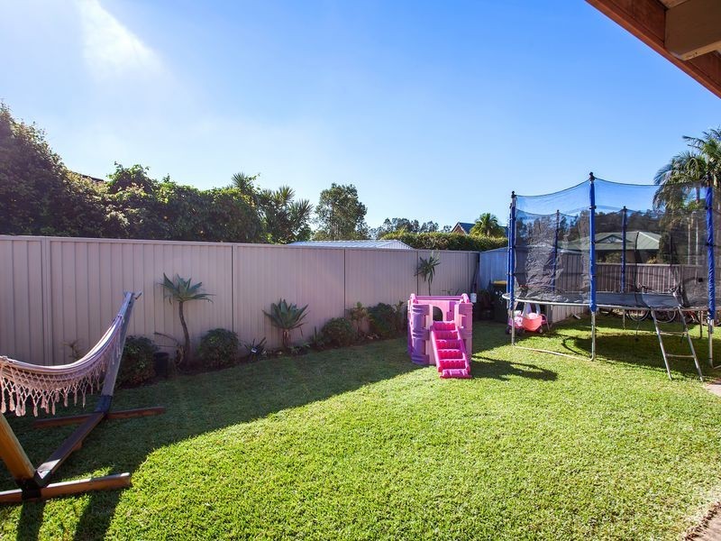 9 Natan Court, Ocean Shores NSW 2483