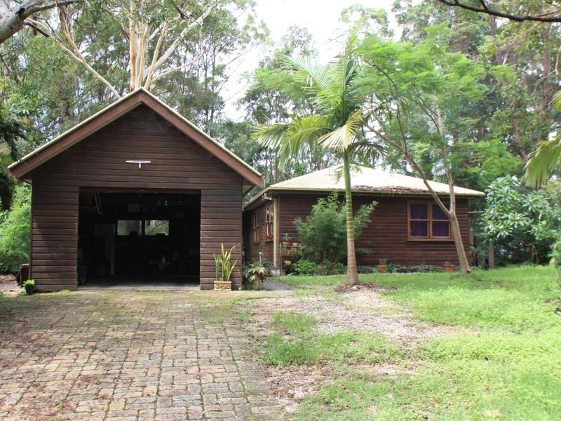 39 Matong Drive, Ocean Shores NSW 2483