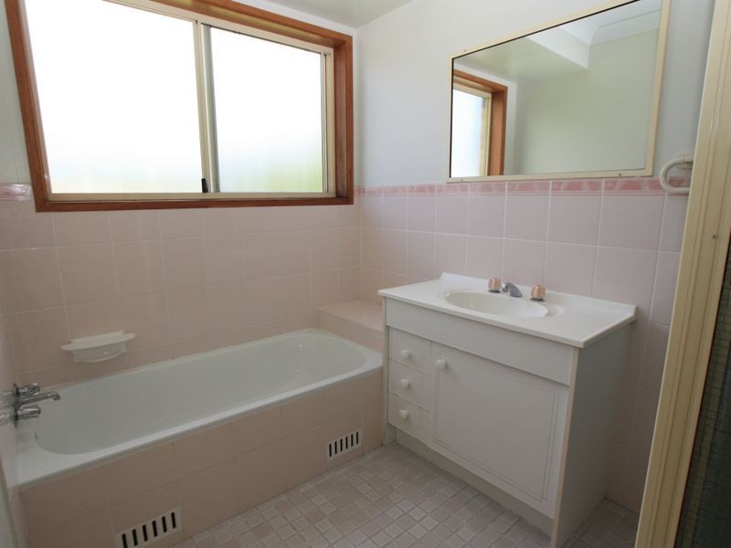 137 Shara Boulevard, Ocean Shores NSW 2483