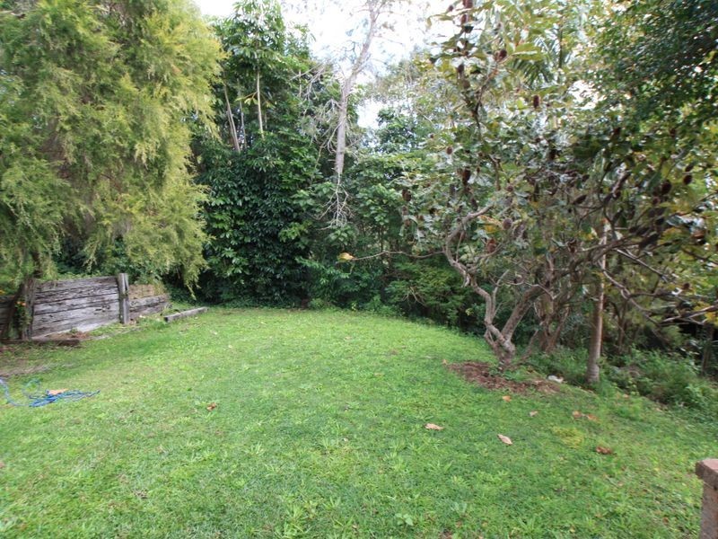 12 Walgooan Way, Ocean Shores NSW 2483