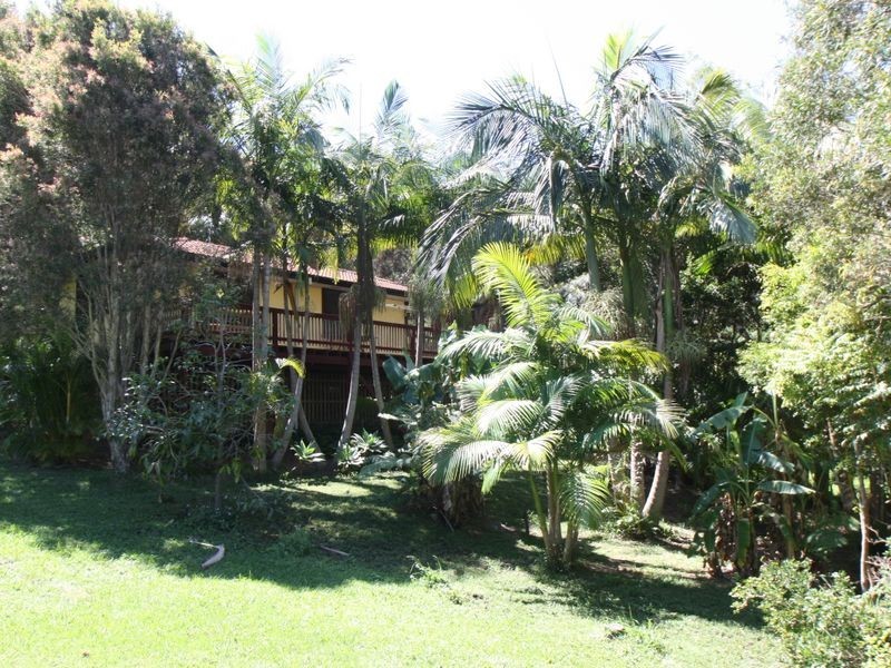 2a Gin Gin Crescent, Ocean Shores NSW 2483