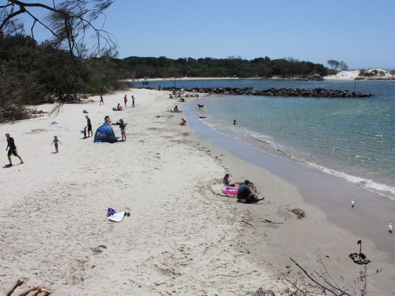 8 South Beach Road, Brunswick Heads NSW 2483