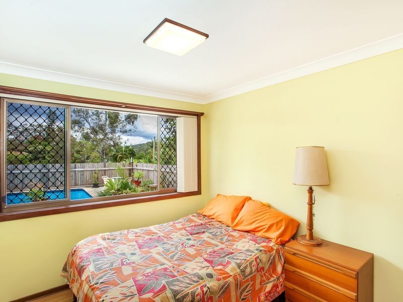 1 Paldi Court, Ocean Shores NSW 2483