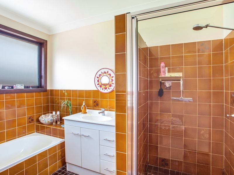 1 Paldi Court, Ocean Shores NSW 2483