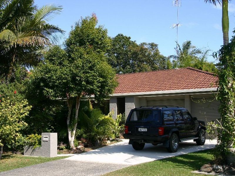 39 Balemo Drive, Ocean Shores NSW 2483