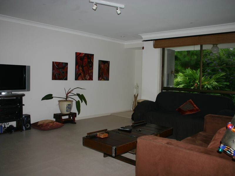 39 Balemo Drive, Ocean Shores NSW 2483