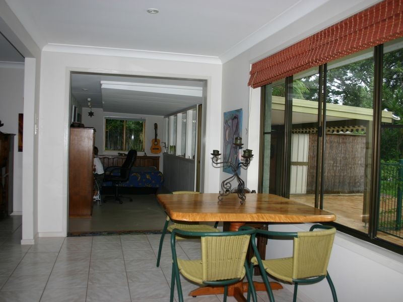 39 Balemo Drive, Ocean Shores NSW 2483