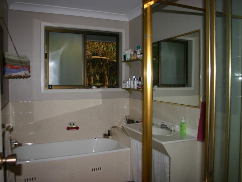 39 Balemo Drive, Ocean Shores NSW 2483