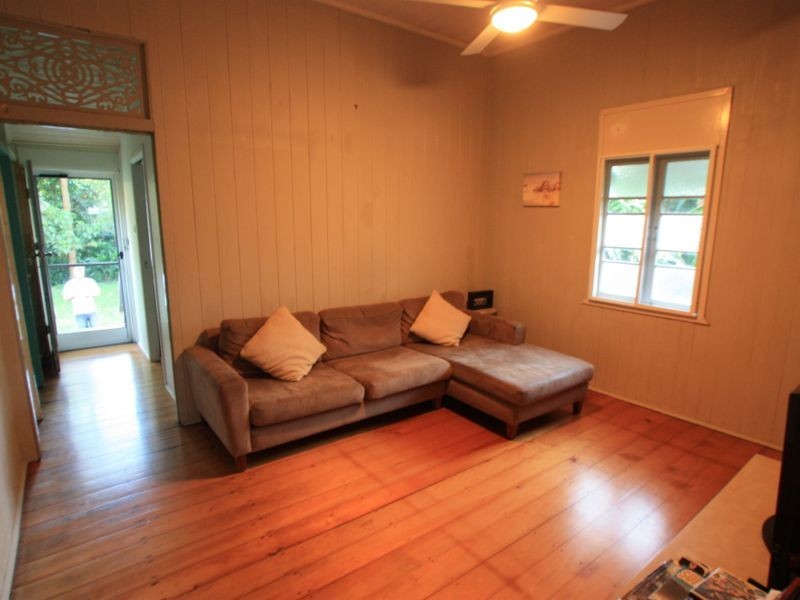 4 Clifford Street, South Golden Beach NSW 2483