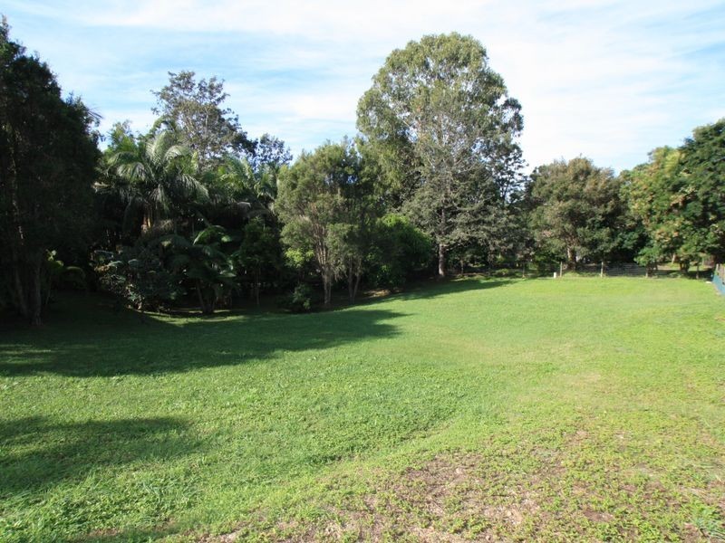 3 Gin Gin Crescent, Ocean Shores NSW 2483