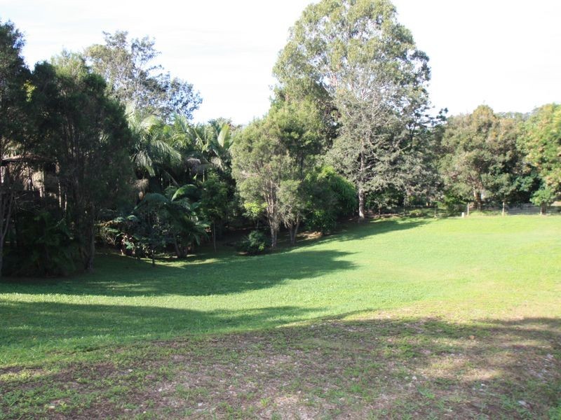 3 Gin Gin Crescent, Ocean Shores NSW 2483
