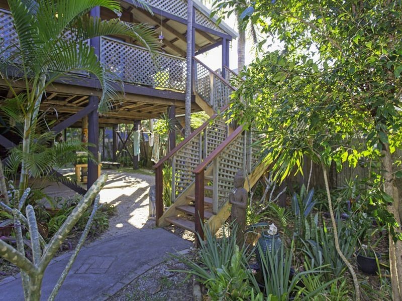 22 Beach Avenue, South Golden Beach NSW 2483