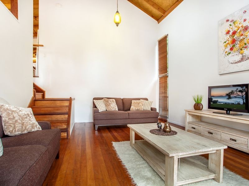 12 North Head Road, New Brighton NSW 2483