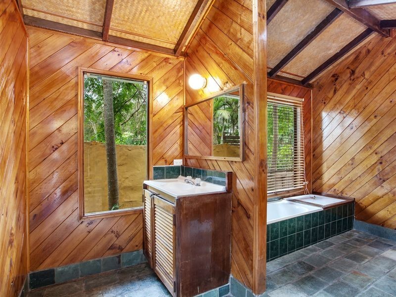 12 North Head Road, New Brighton NSW 2483